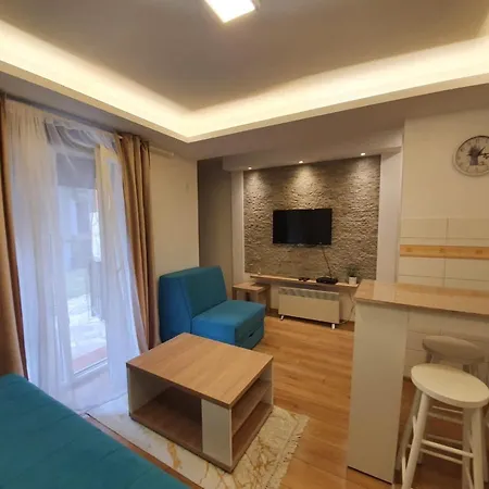 Zora Апартаменты *