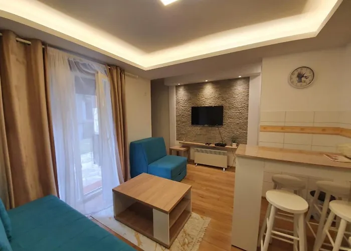 Zora Апартаменты *