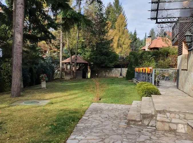 Zora Апартаменты *